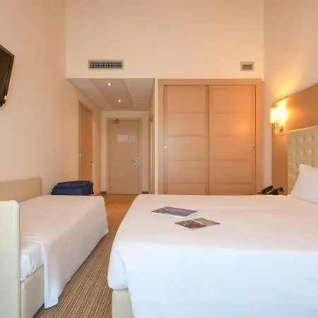 Th - Parchi Del Garda Hotel 4*