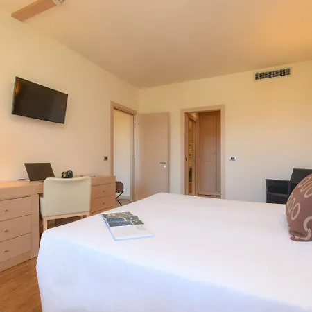 Th - Parchi Del Garda Hotel Lazise