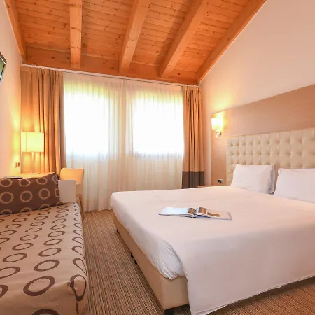 Th - Parchi Del Garda