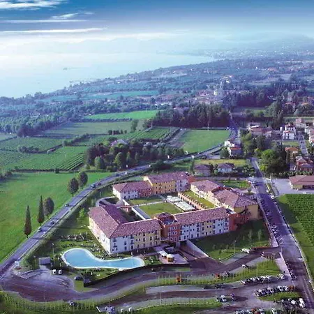 호텔 Th - Parchi Del Garda 4*